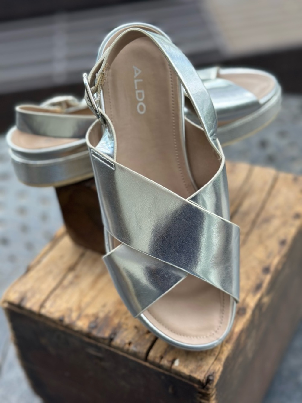 ALDO Metallic Silver Platform Sandals Criss Cross Slingback Summer Shoes - Picture 3 of 10